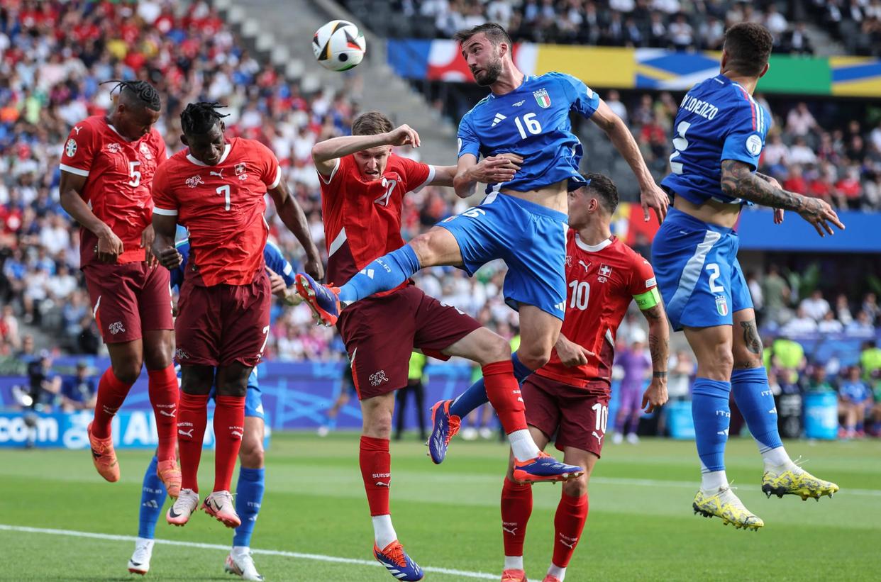 关于意大利队在欧洲区预选赛中实现惊人逆转的信息 关于意大利队在欧洲区预选赛中实现惊人逆转的信息