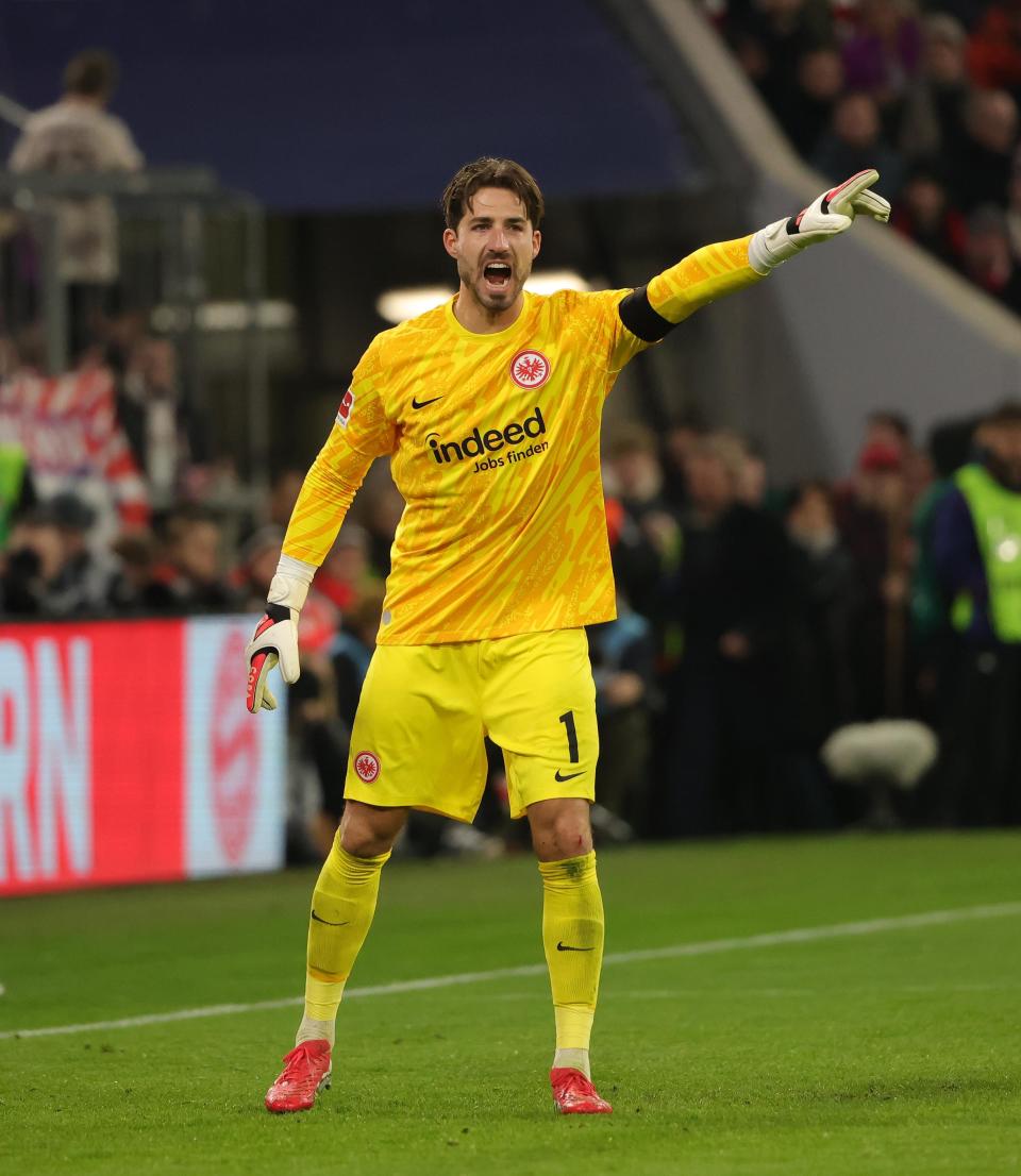 拜仁慕尼黑主场力克法兰克福，德甲豪强再拔头筹