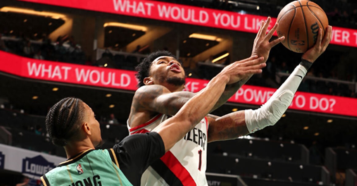 黄蜂胜开拓者,球队士气高涨 黄蜂胜开拓者,球队士气高涨